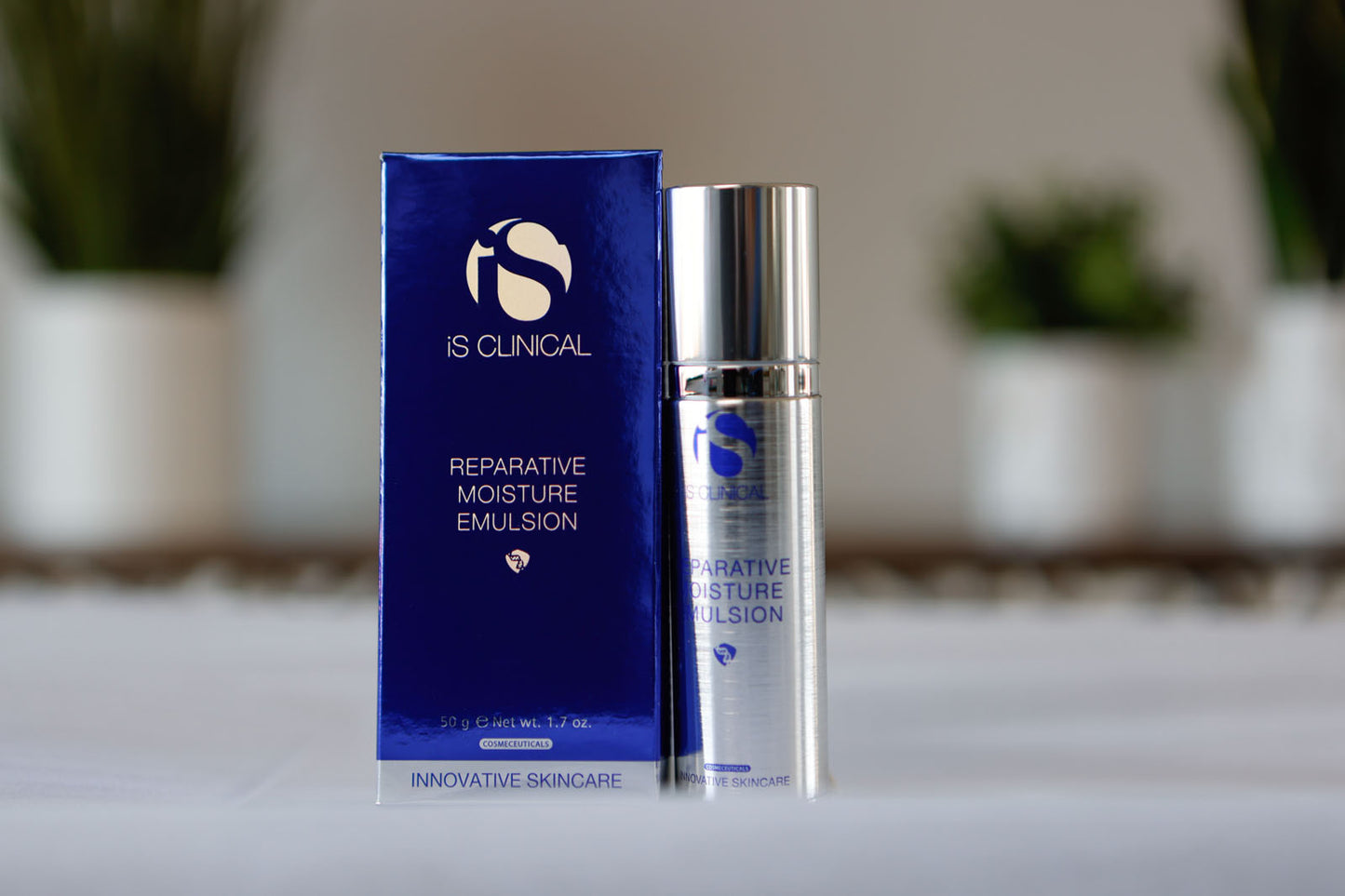 iS Clinical Essentials Duo