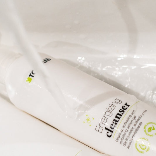 Energizing Cleanser | Toskani